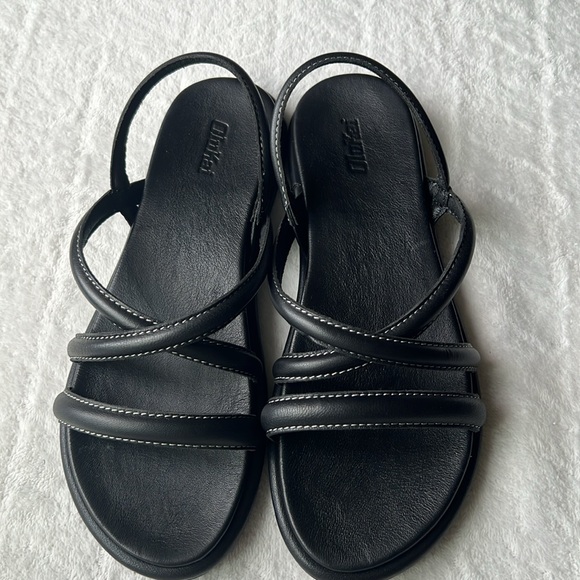 OluKai Tiare Strappy Leather Sandals - Picture 10 of 16